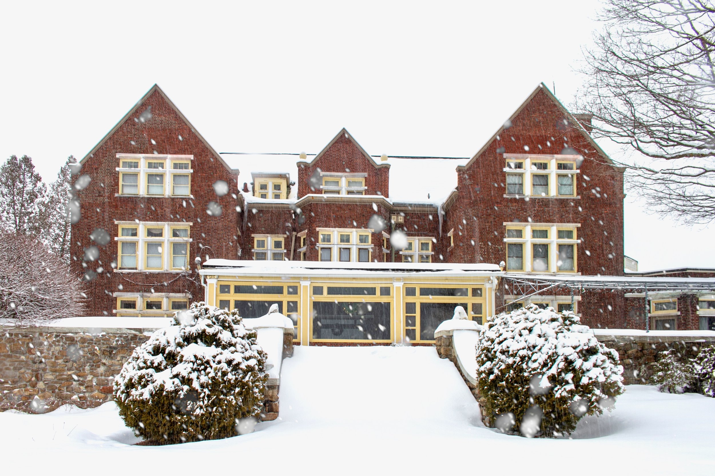 Snowy Wilburton Mansion.jpeg