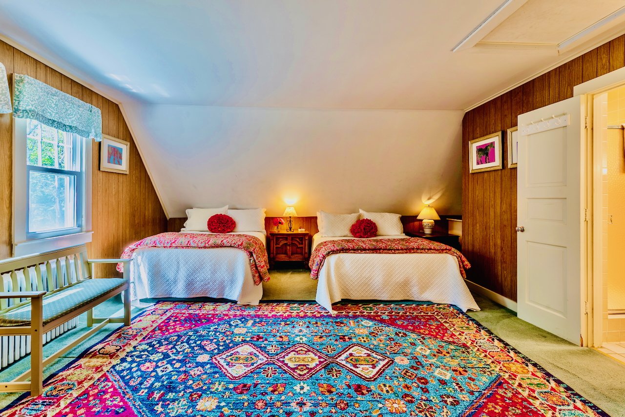 Bedroom 6 2 queens RH.jpeg