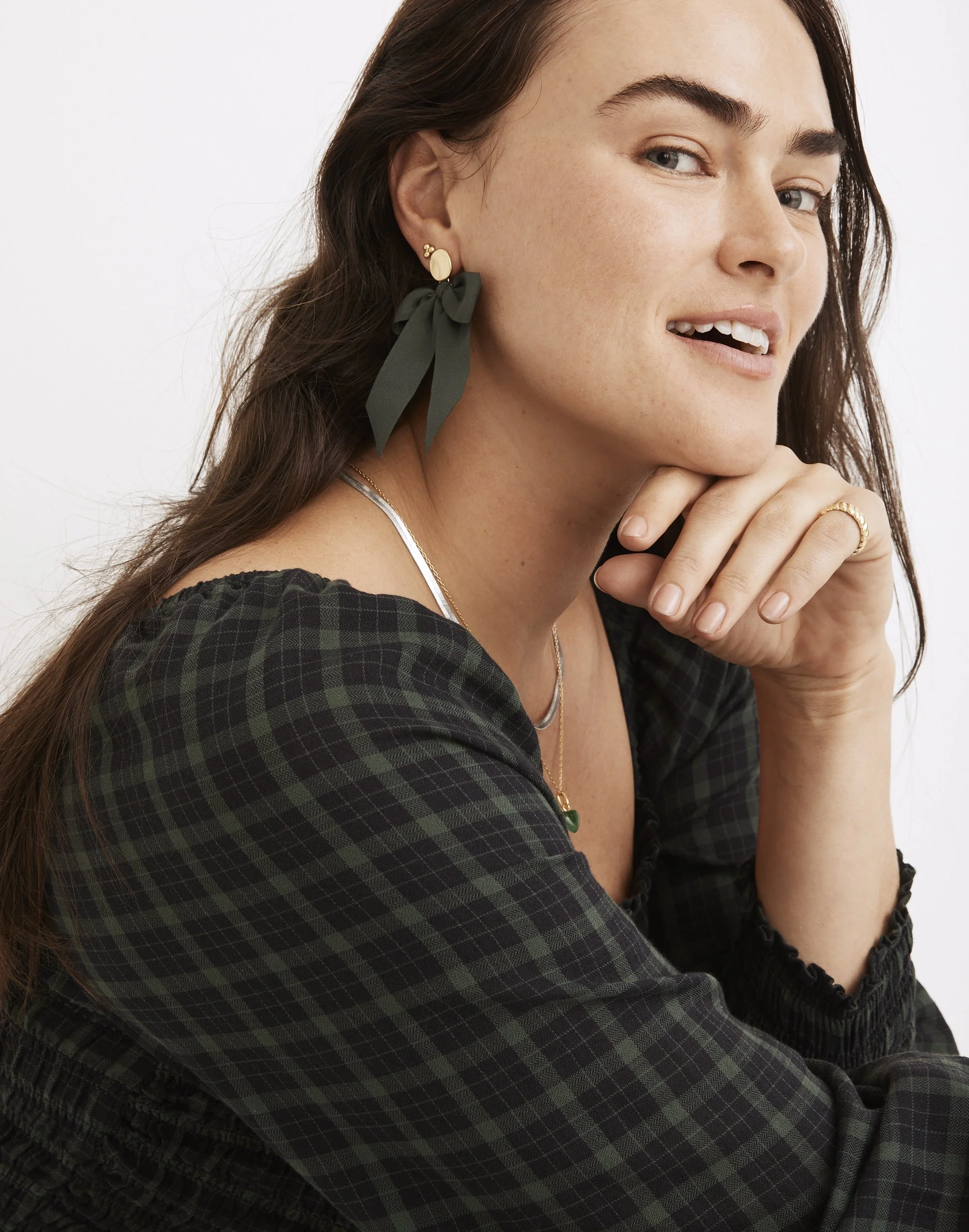 ND794_EB9065_d4_MW_HOL21_DEC_EARRING_006.jpg