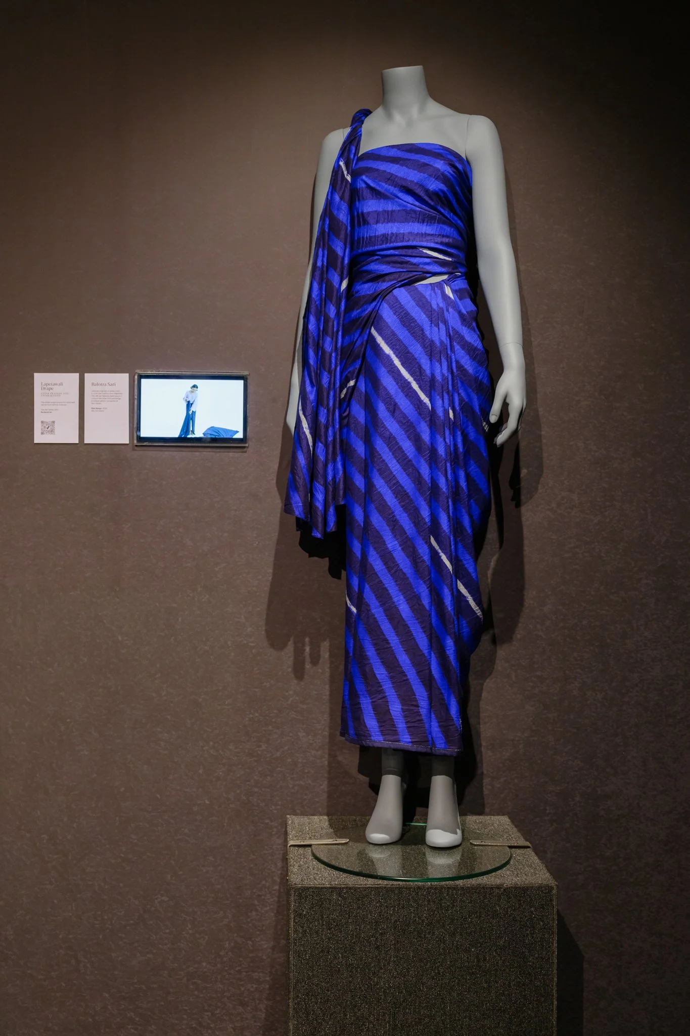 SAF2025-Infinite drape-041_SD.jpg