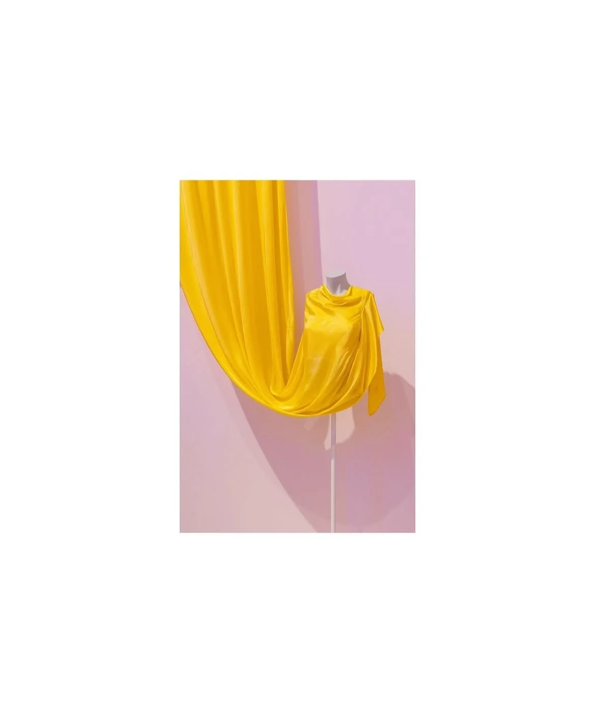 The Offbeat Sari continues touring - now on view at @mac_birmingham till November 2, 2025.  Image: The 2x1 Sari from my Collection 5. 📷 @studiomutt #sari #saree #offbeatsari #drape #rashmivarma