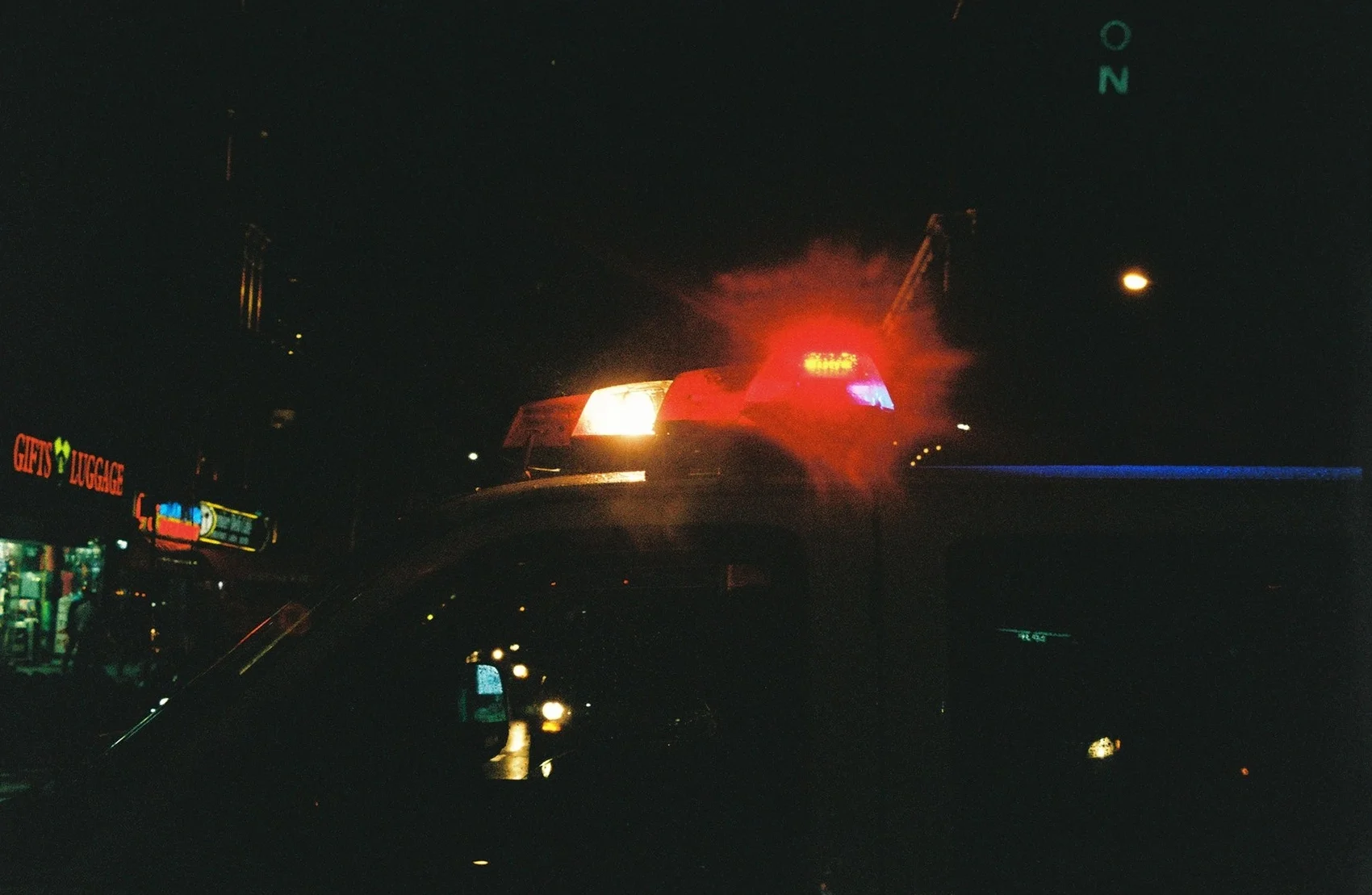 86919C1-R01-019A.Jpg