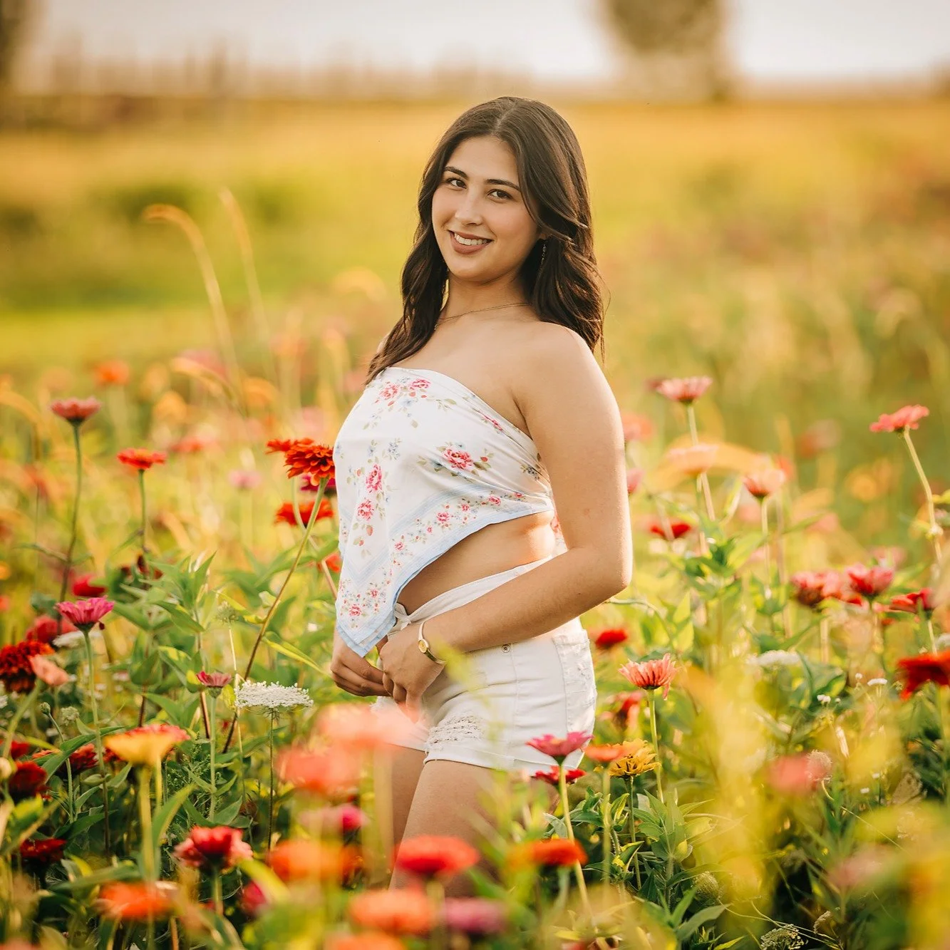 Sofia | Class of 2027✨
Parkland High School

Part one because apparently one post was never going to be enough. 😂 Wildflowers, golden light and the prettiest summer night. 🤎

#ParklandHighSchoolSenior
#LehighValleySeniorPhotographer
#ClassOf2027Sen