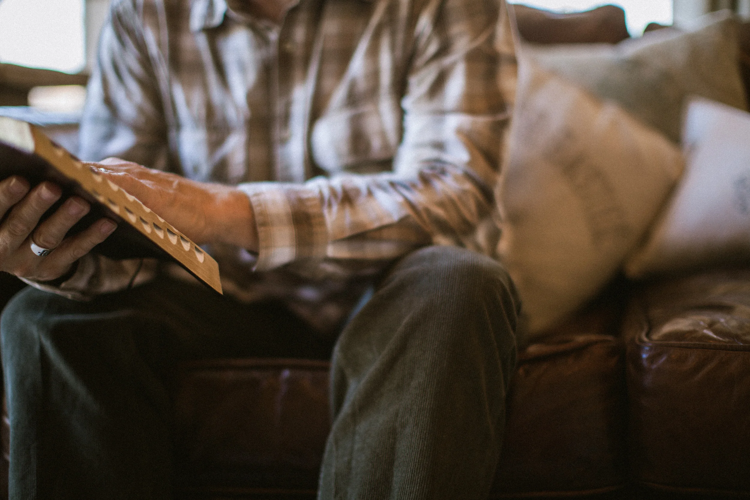 guy%20reading%20bible.jpg