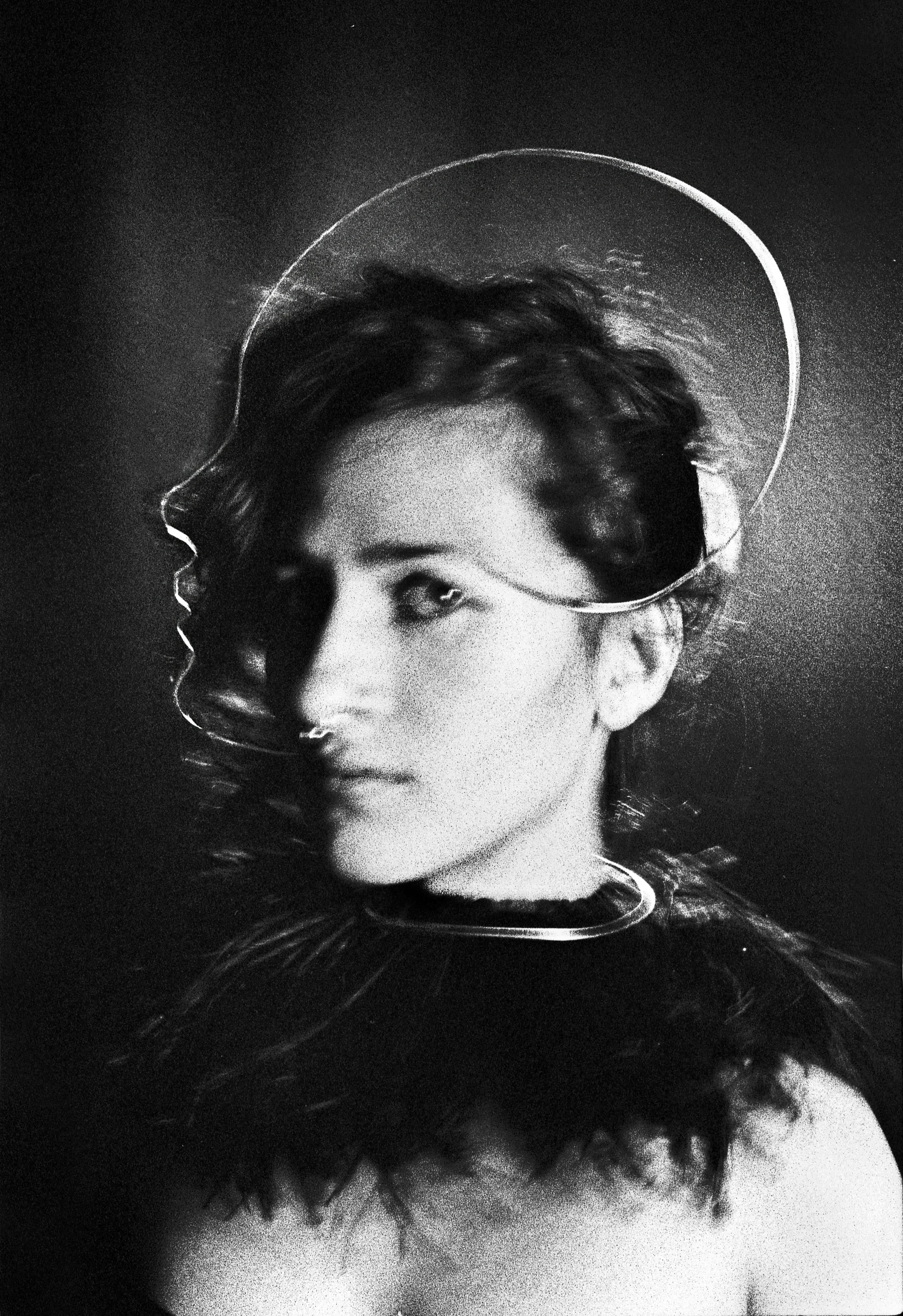wire headpiece for Nika, 2018