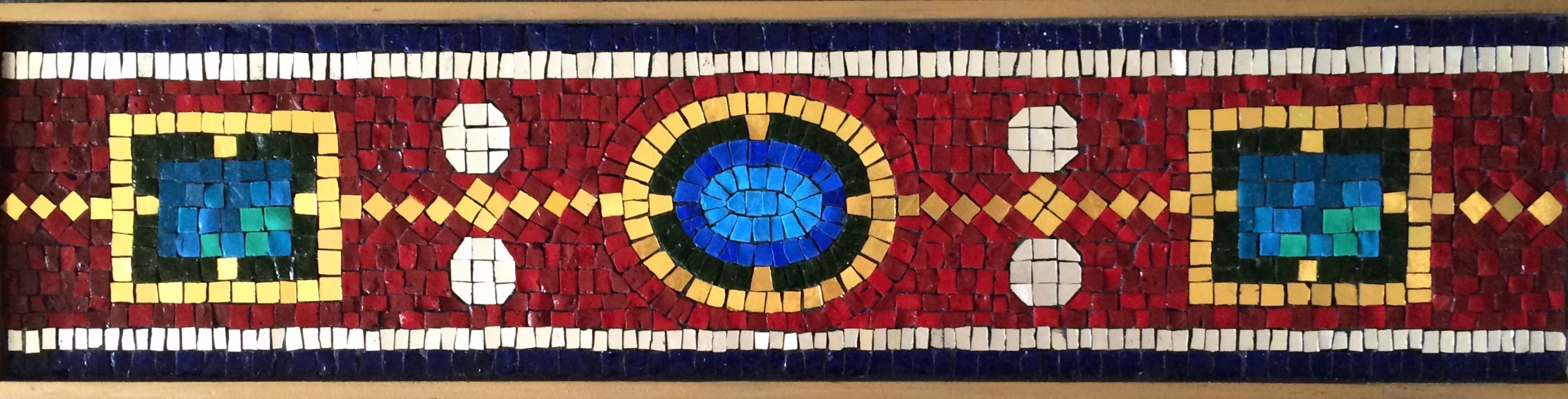 For instance this very clean-cut border has MUCH less character in my opinion than... 