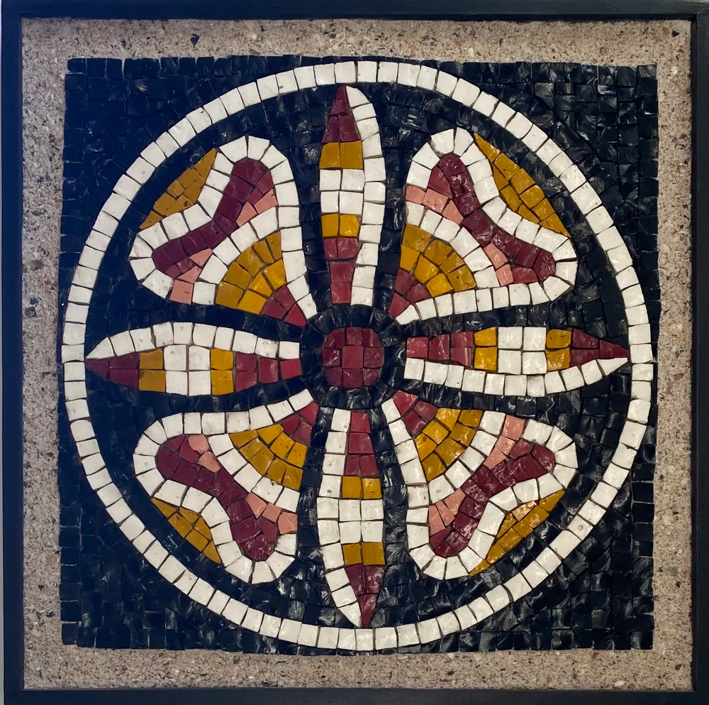 Smalti Medallion