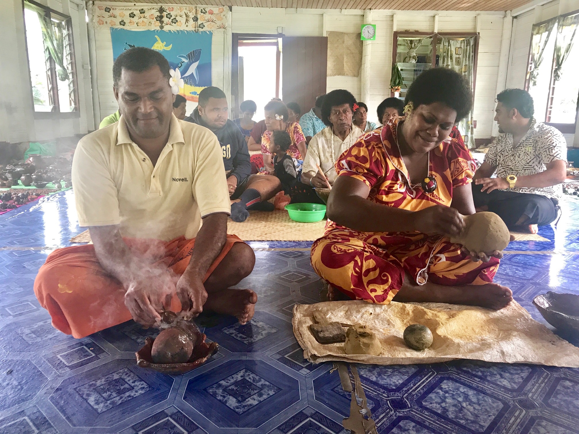 Our visit to Sigatoka pottery village. The locals make the pottery from clay found in the village and glaze it with tree sap. How resourceful! 