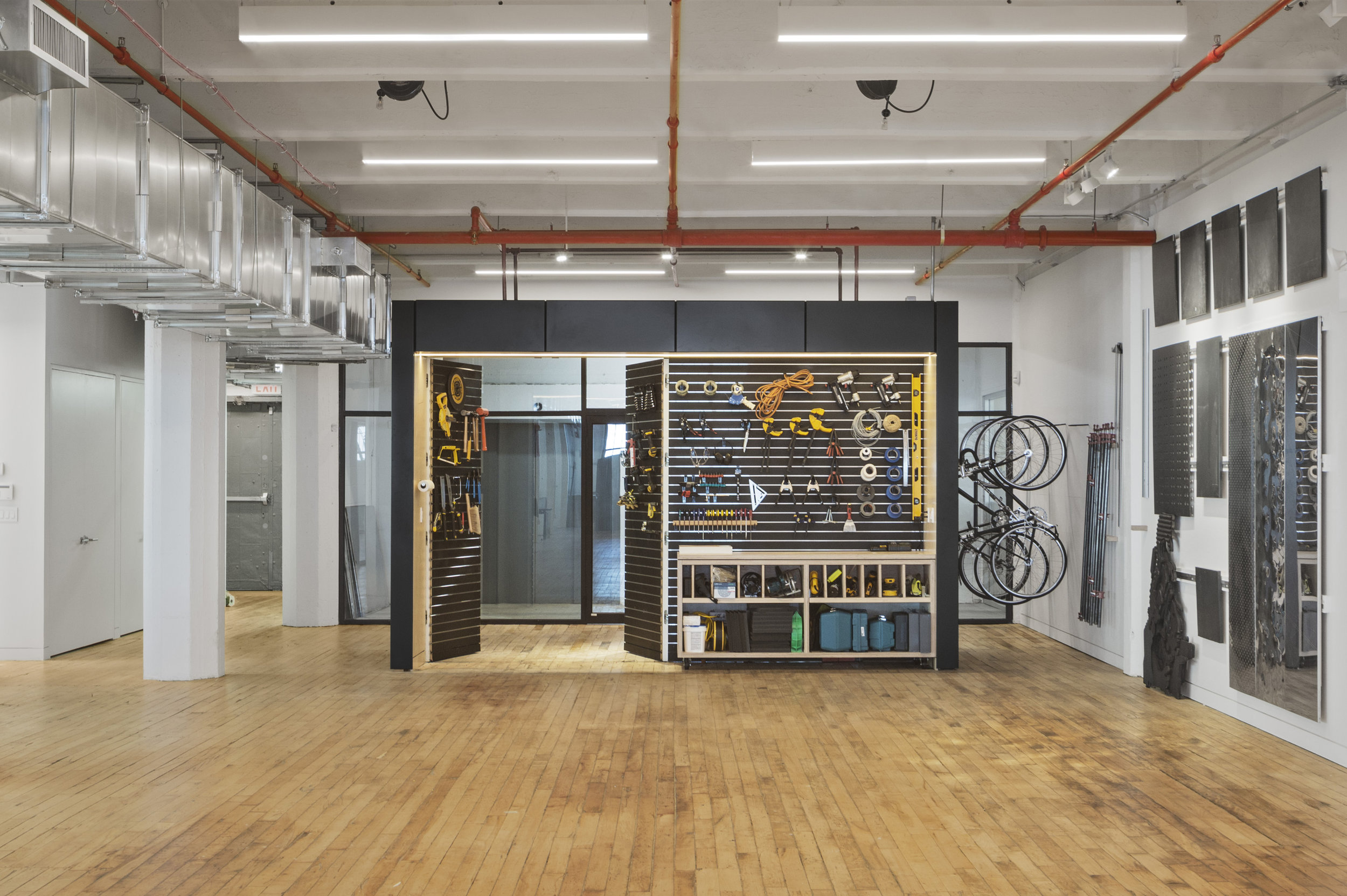 dlab_0402_v2a.jpg