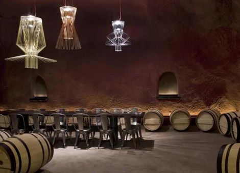 Kiosk-Fosarini-Allegretto-Uxus-Design-Merus-Winery-Foscarini-Allegretto-Allegro-Suspension-3.jpg