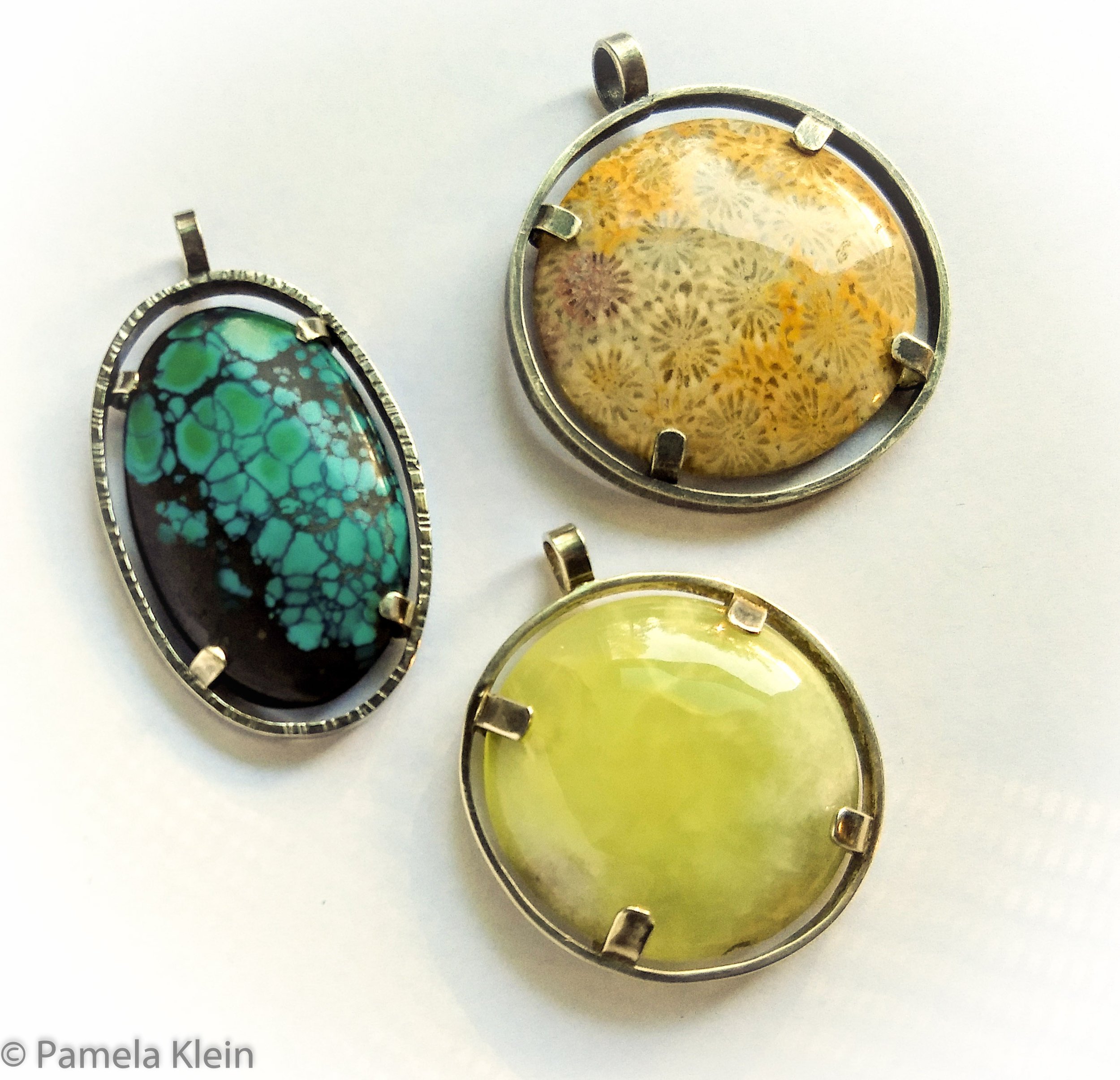 floating-tab-set-pendants.jpg