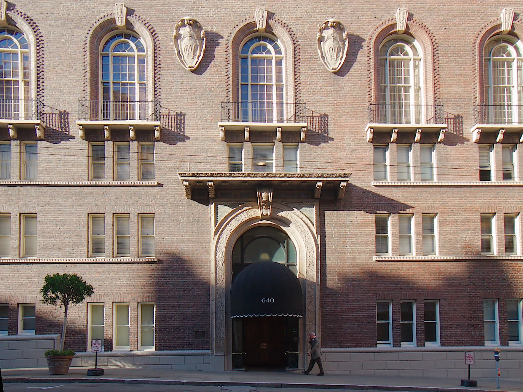 PA156245.jpg
