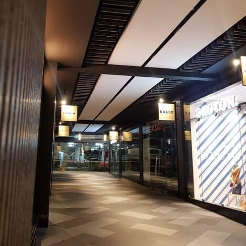 The new Birkenhead shopping centre ' #sydneyaustralia  #shopping #building  #prohorabuilding 
#work