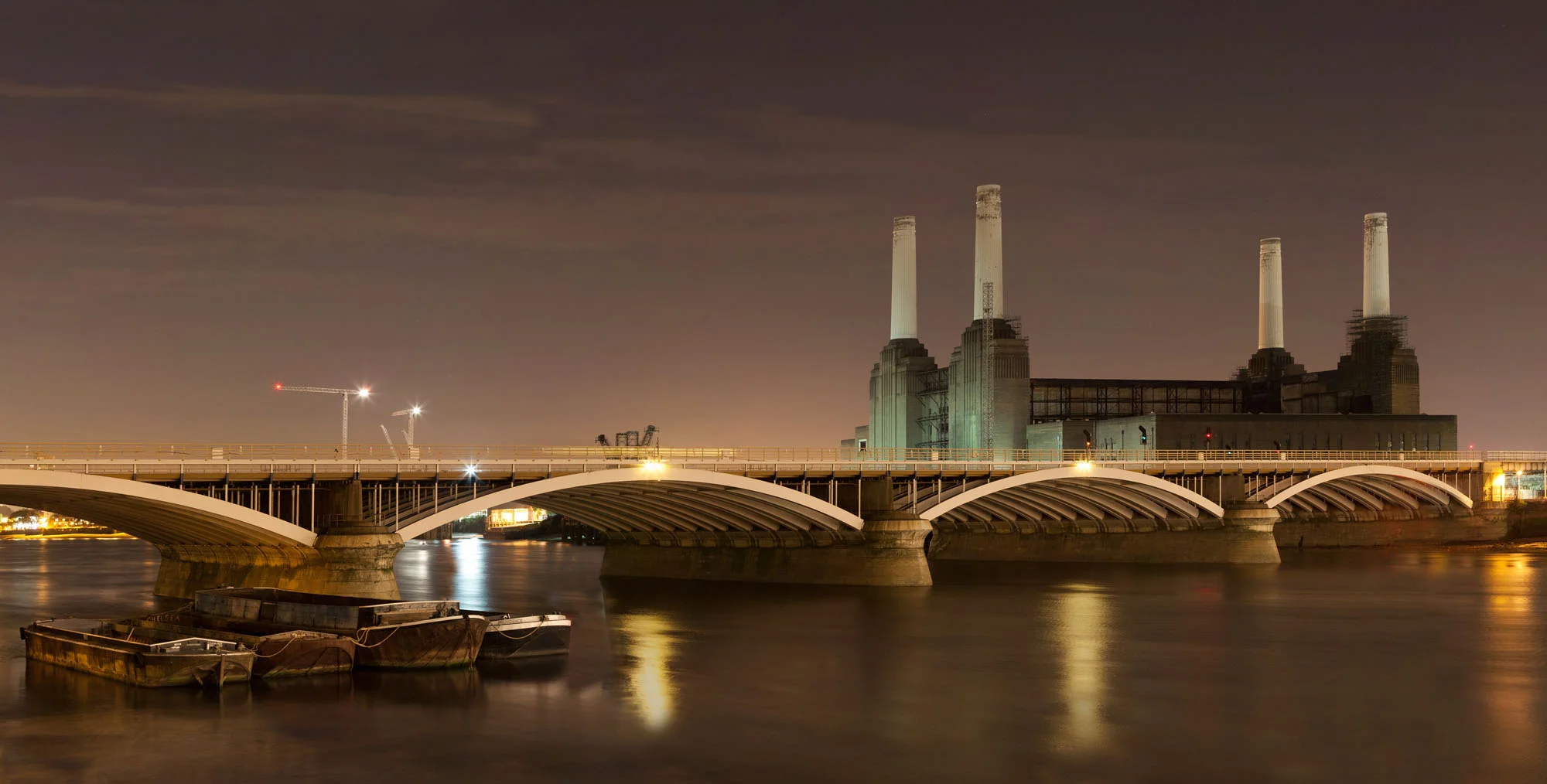 BatterseaPowerStation_Night-102 Panorama_TH.jpg