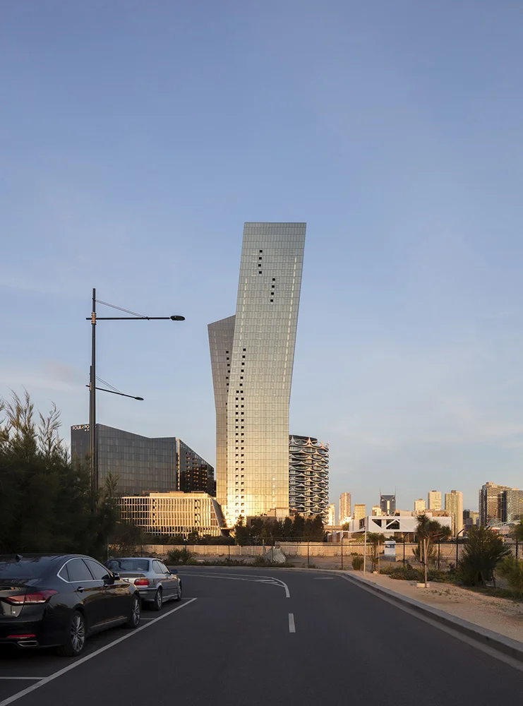 TH_MarinaTower_61A4621.jpg