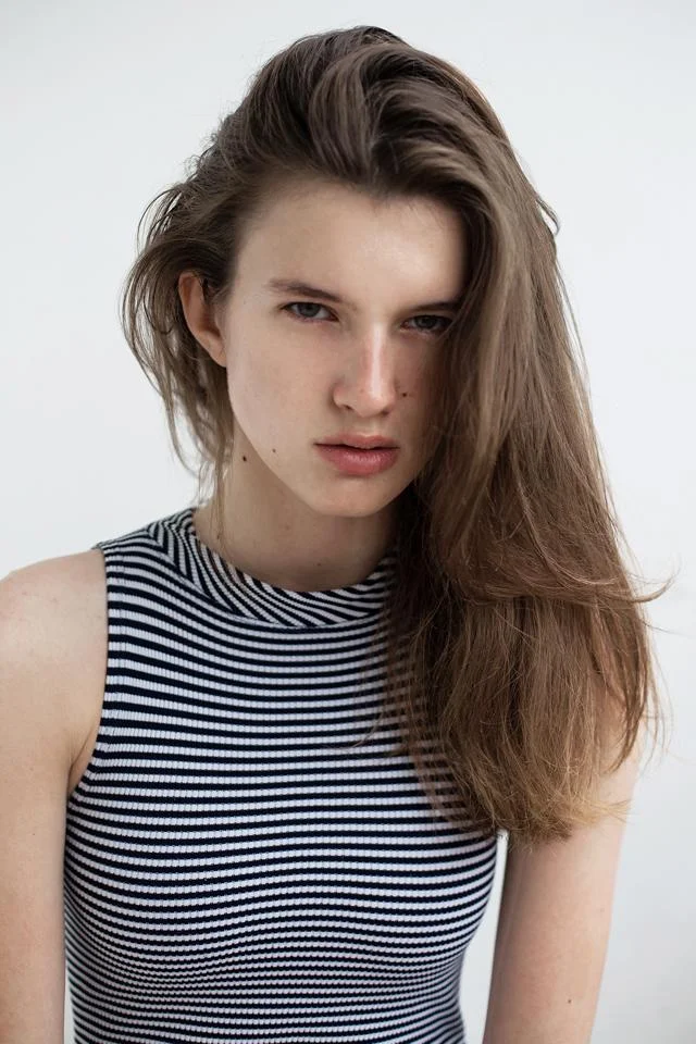 Luna03 Pearl Model Management.jpg