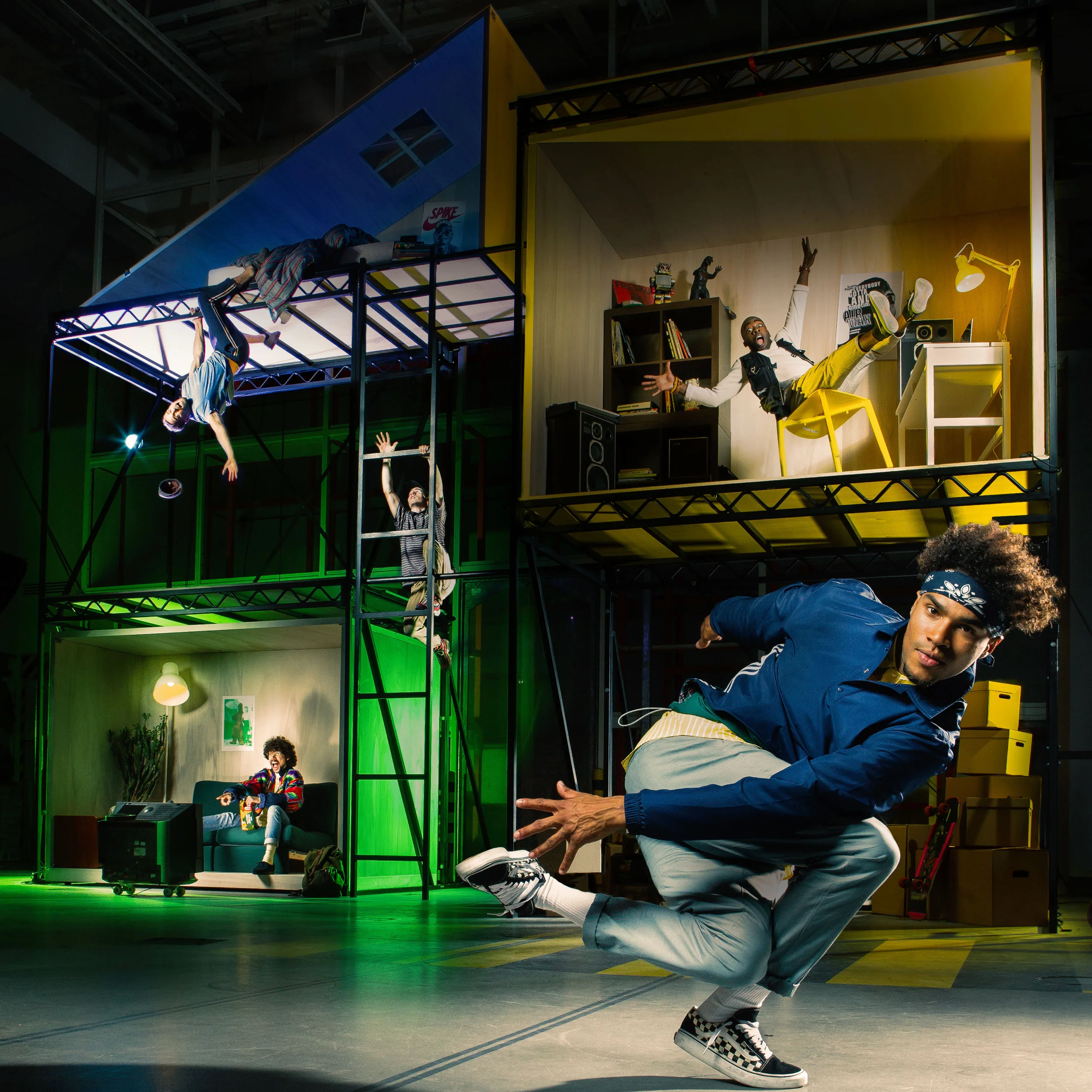 BETWEEN US - Voorpremière / Eindhoven