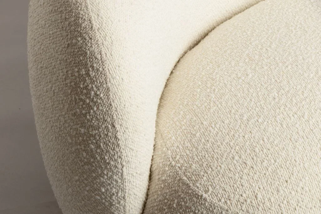 curved-sofa-in-boucle_14_49226b.jpg.webp