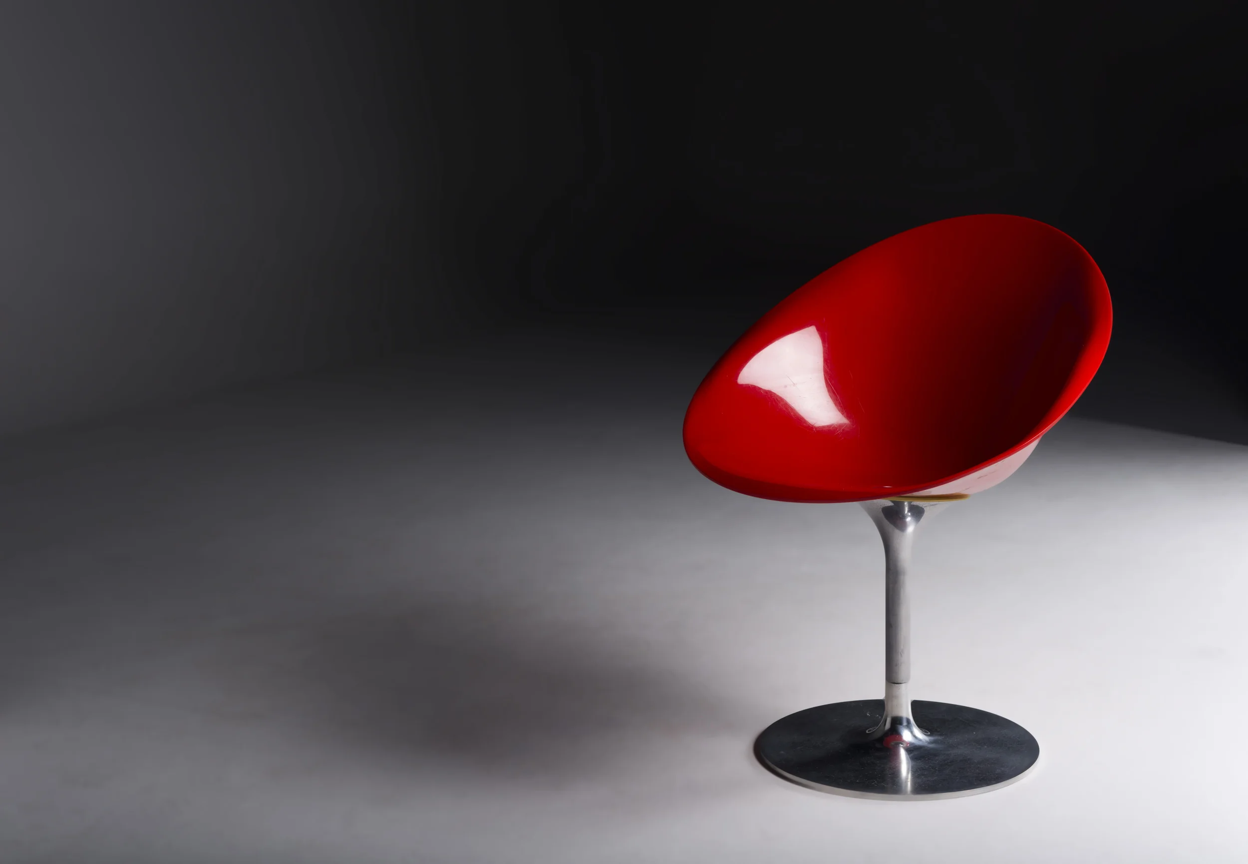 redchair.jpg