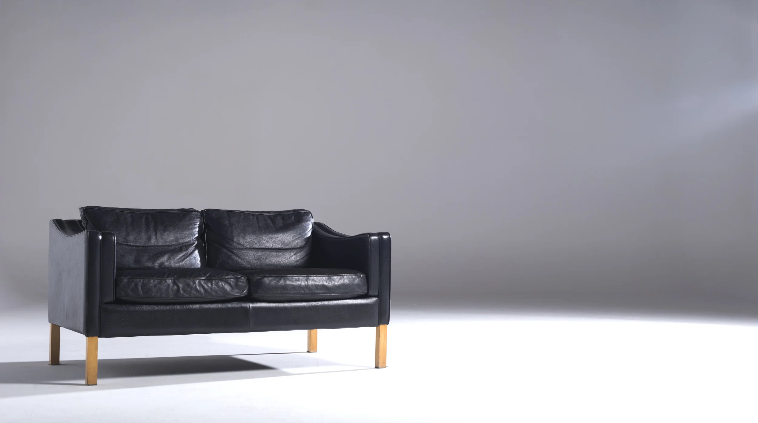 sofa2.jpg
