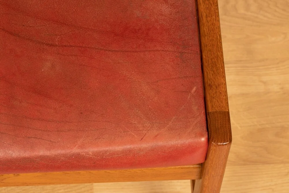 red-leather-chair_34828f_14.jpg