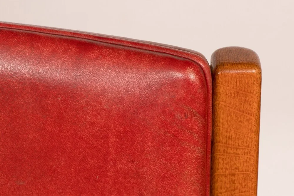 red-leather-chair_34828h_14.jpg