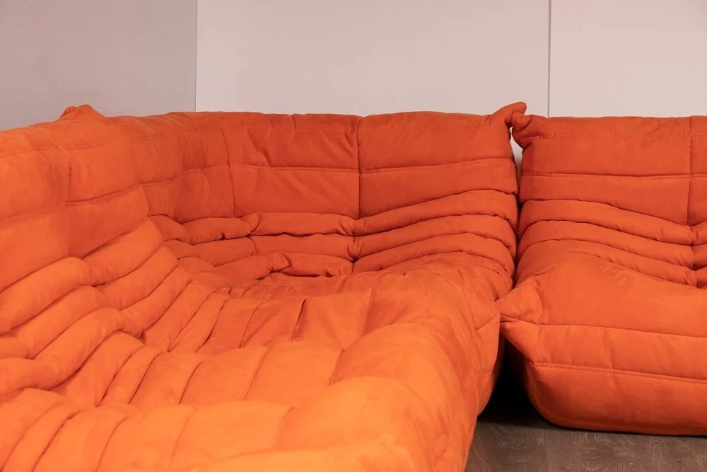 ligne-roset-togo-sofa-suite_34999g_14.jpg