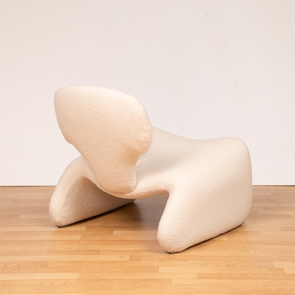 djinn-chair-and-stool-in-lambs-wool-by-oliver-morgue_35530g_14.jpg