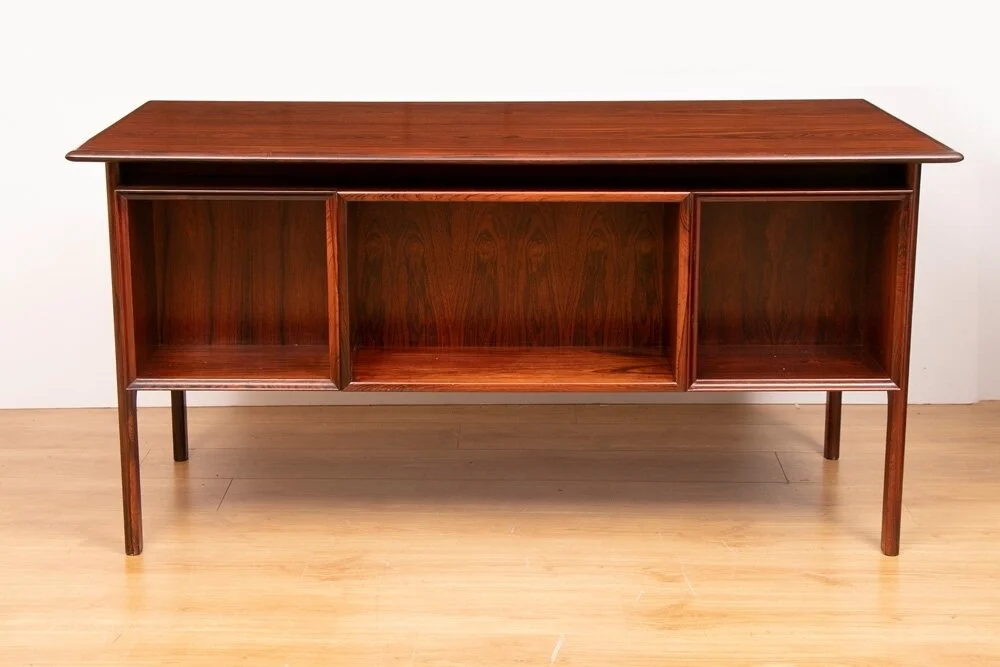 1960s-rosewood-desk-by-arne-vodder-for-sibast-denmark_35656_04_14.jpg