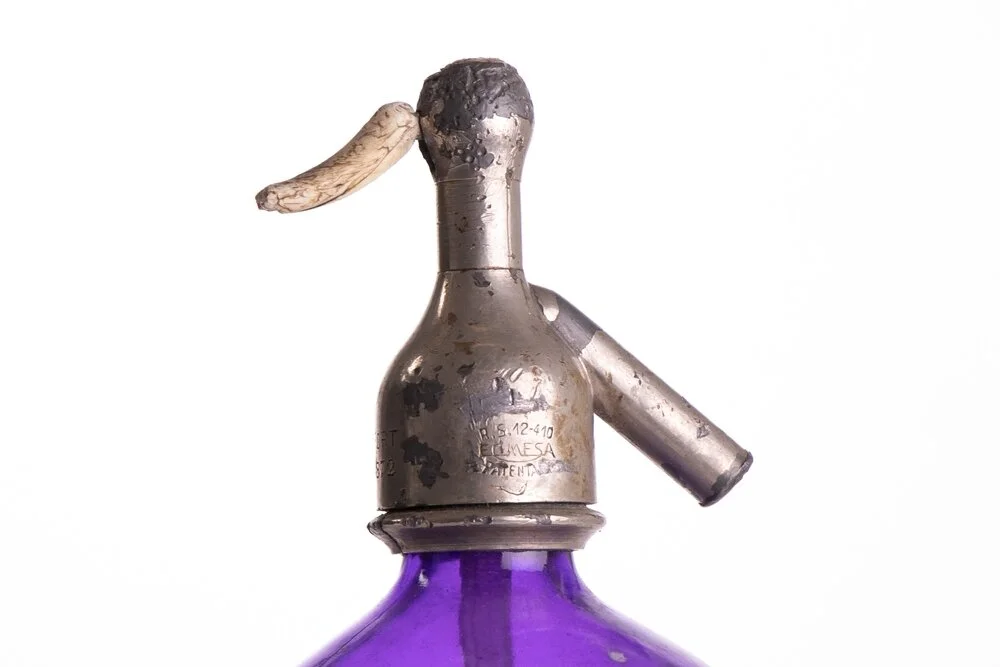 vintage-spanish-soda-syphon_14_36338b.jpg