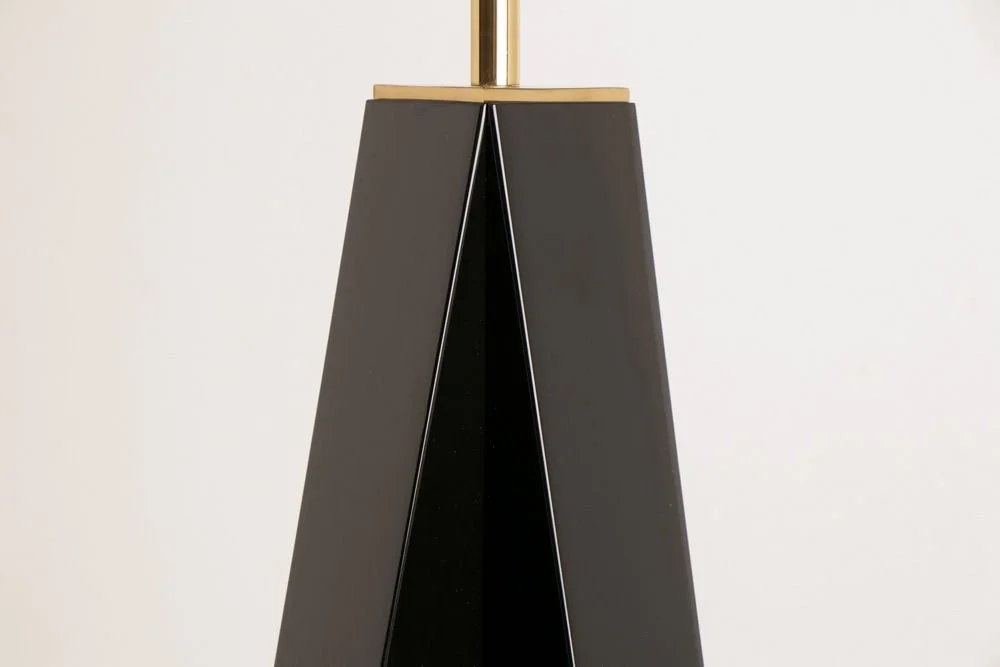 armani-casa-emme-tripod-floor-lamp_14_38665_06.jpg