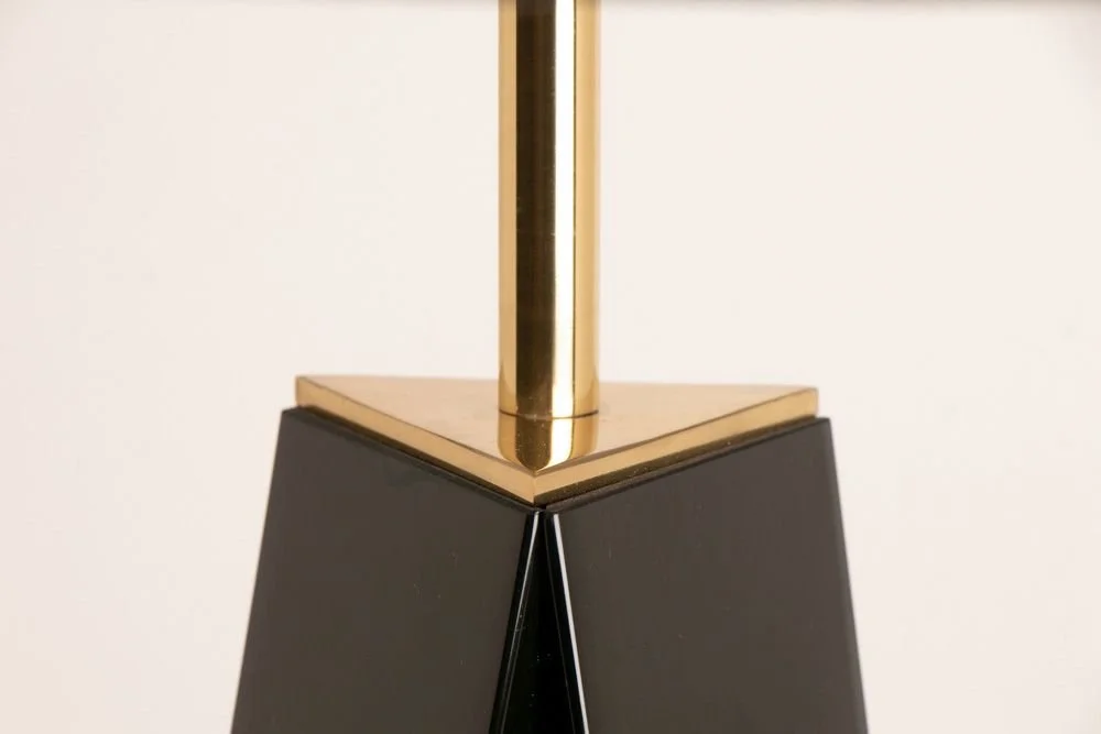 armani-casa-emme-tripod-floor-lamp_14_38665_09.jpg