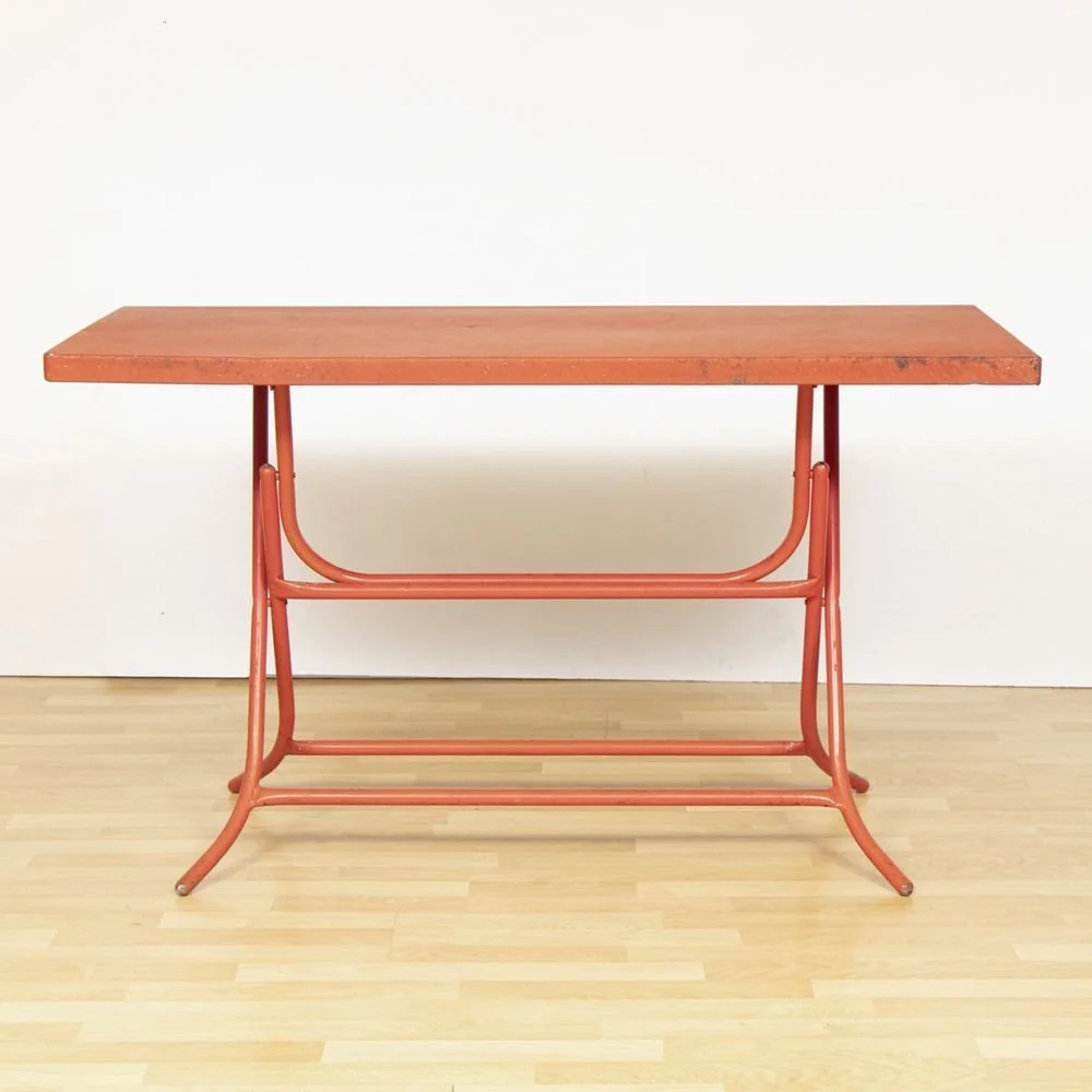 1960s-metal-french-cafe-outdoor-table-in-red_14_44504c.jpeg