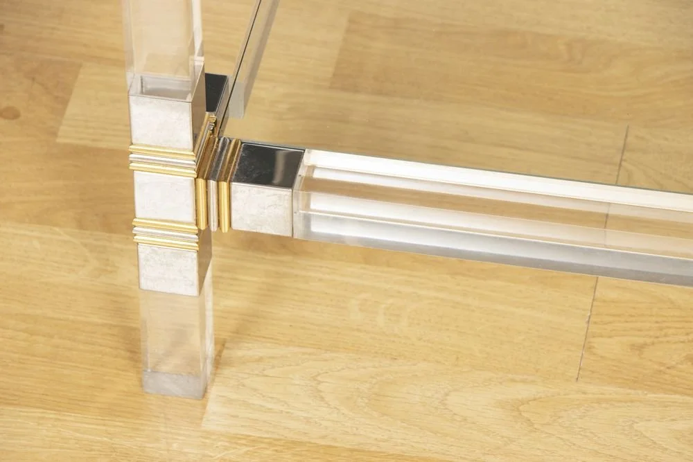 spanish-vintage-lucite-and-brass-coffee-table_14_44506e.jpeg