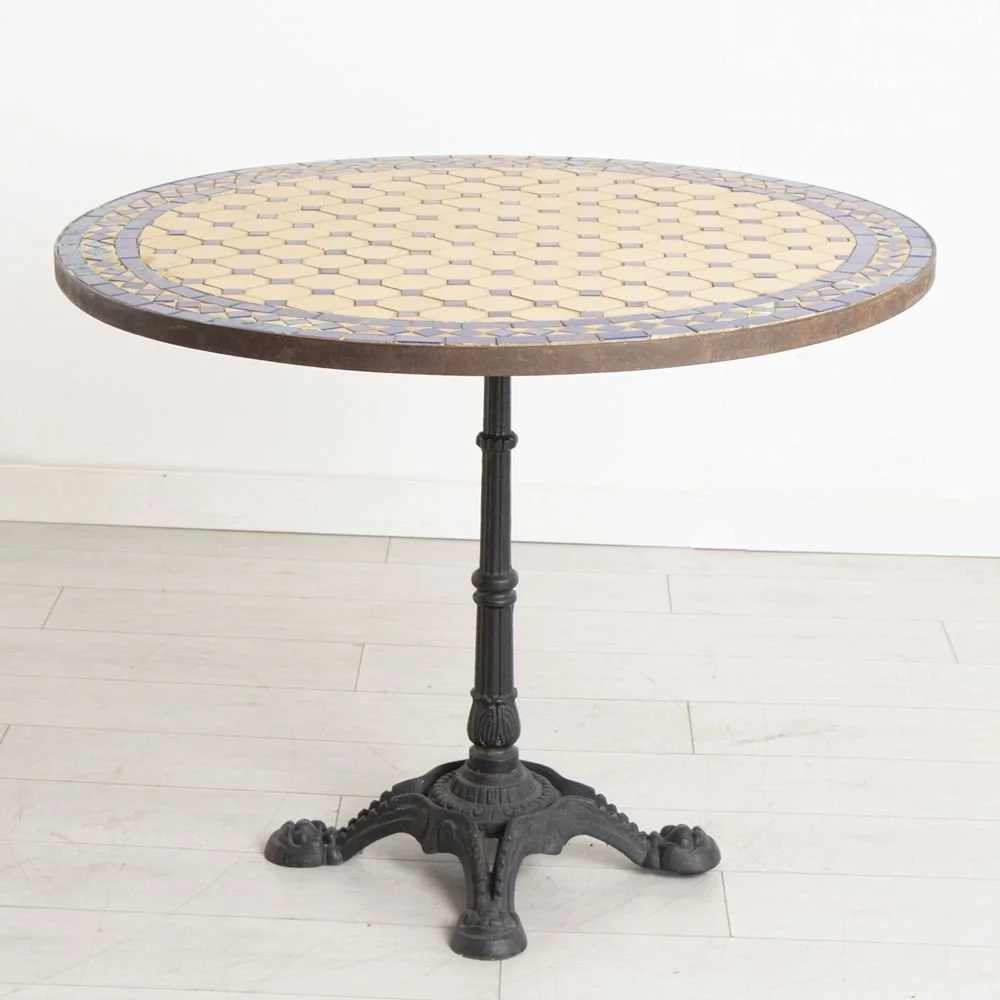 mosaic-garden-table_14_44565b.jpg