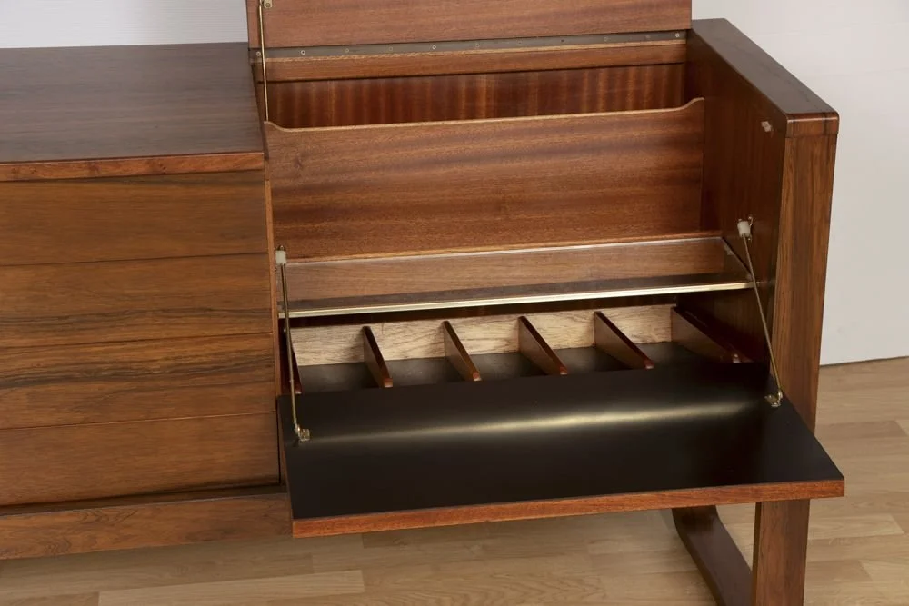 gunther-hoffstead-uniflex-sideboard-in-rosewood-c1960s_14_44625g.jpeg