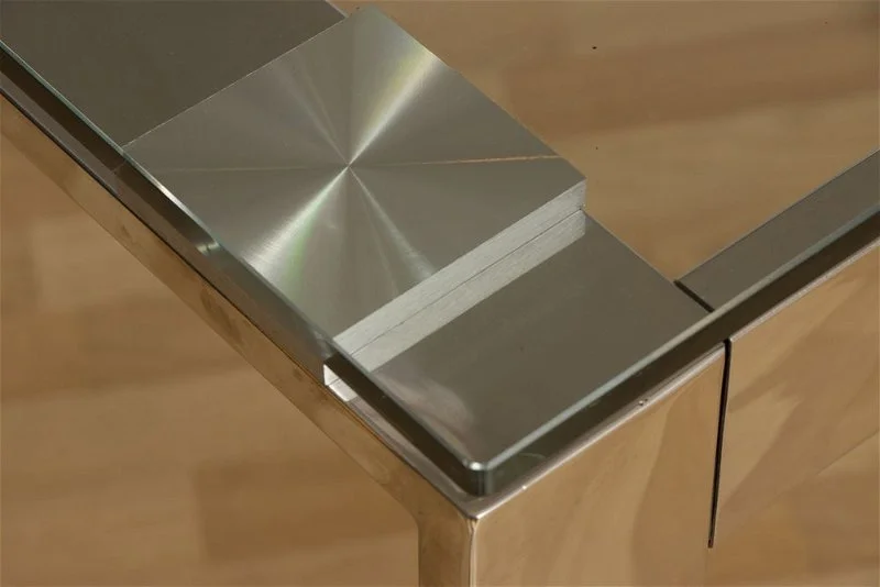 vintage-ikea-perspex-table-and-chairs_14_44628h.jpeg