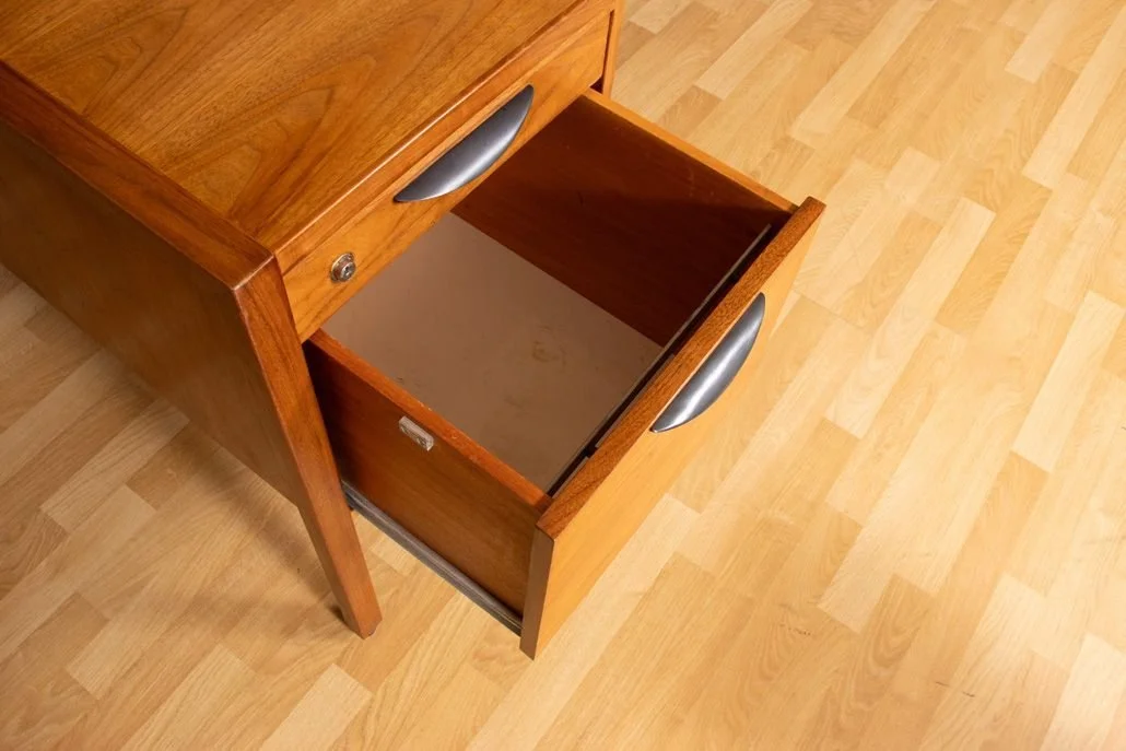 large-midcentury-walnut-executive-desk-danish-american-designer-jens-risom-c1965_14_44800_09.jpeg