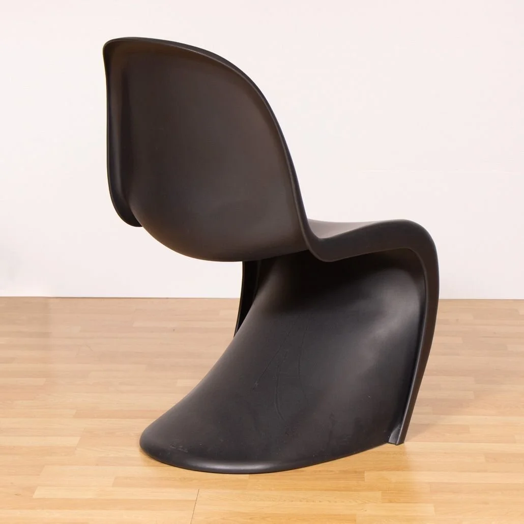 moulded-plastic-panton-chair-vitra-set-4_14_44798_05.jpeg