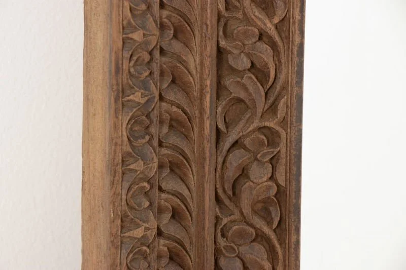 19th-century-carved-teakwood-door-frame-from-shekhawati-district-converted-into-mirror_13_45445g_1.jpg