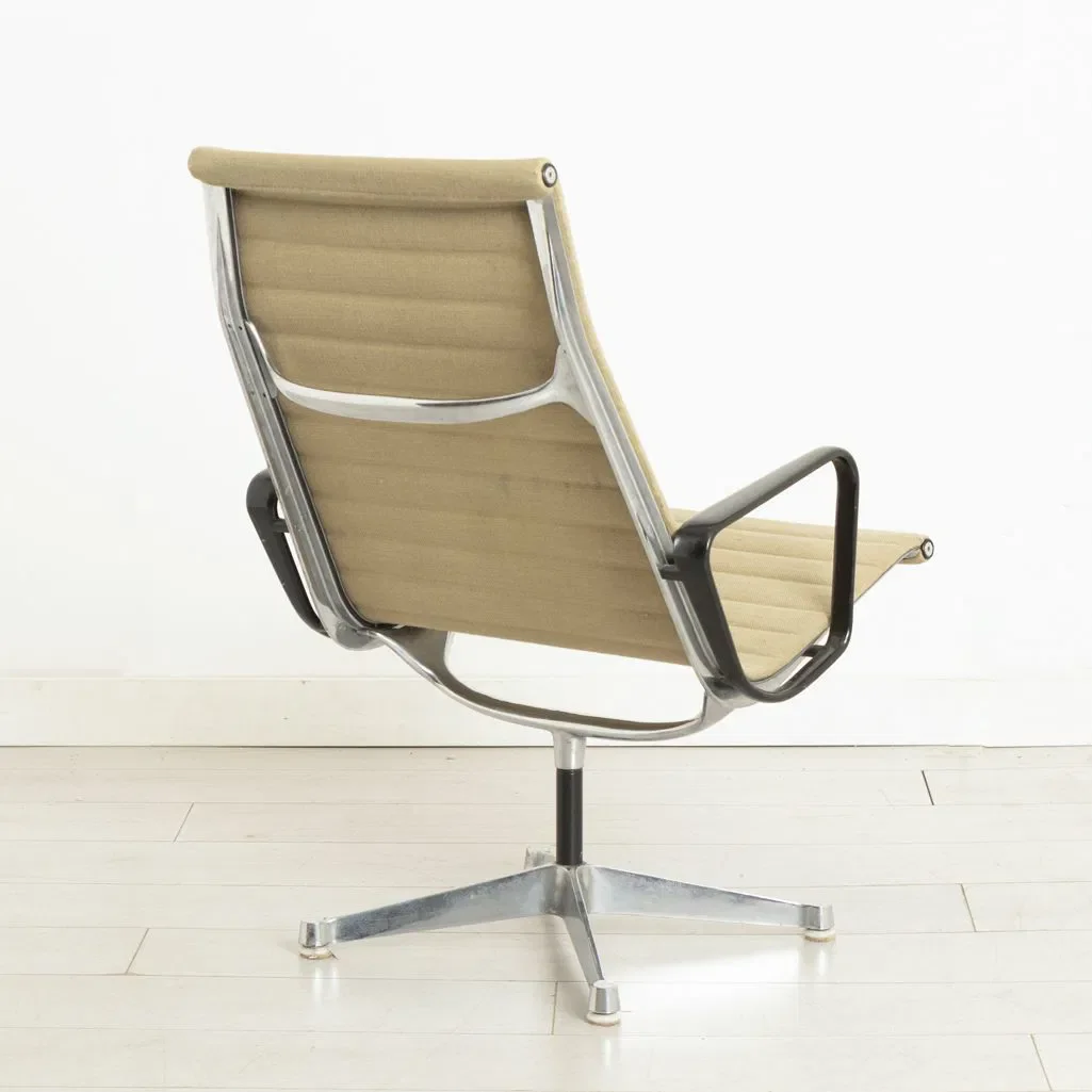ea116-office-chair-by-charles-and-ray-eames_21_47554h.webp