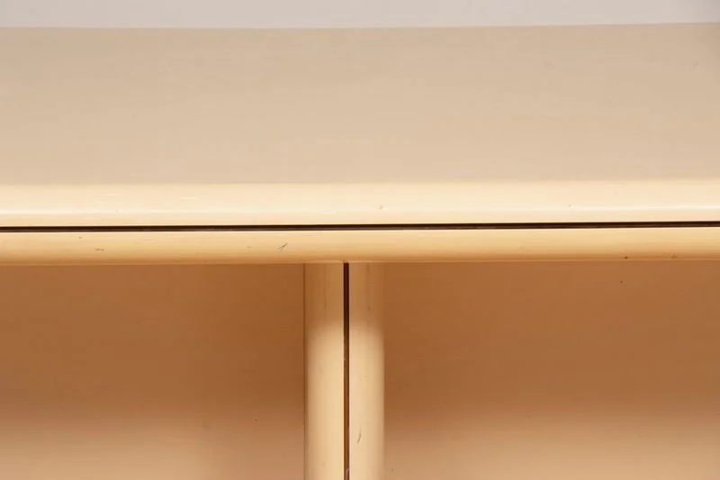 large-cream-resin-and-wood-coffee-table-by-milo-baughman_14_45812b.jpg