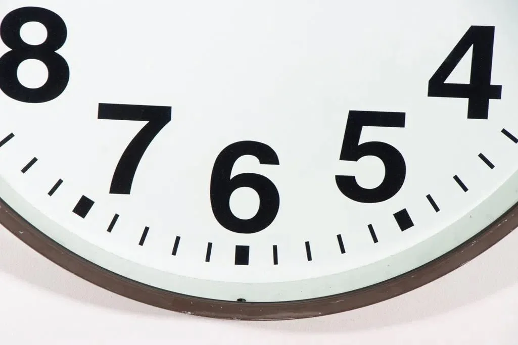 extra-large-industrial-station-clock-by-panasonic_14_47298c.jpg.jpeg