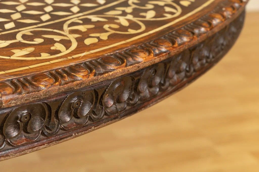 imgi_36_large-round-indian-dining-table-with-mother-of-pearl-inlay-and-carved-pedestal-base_14_49362f.jpg