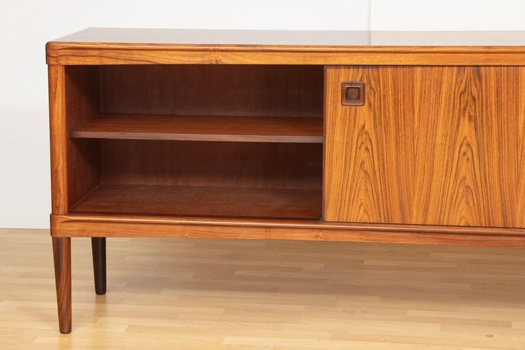 midcentury-rosewood-sideboard-by-hw-klein-for-bramin-c1965_14_45815e.jpg