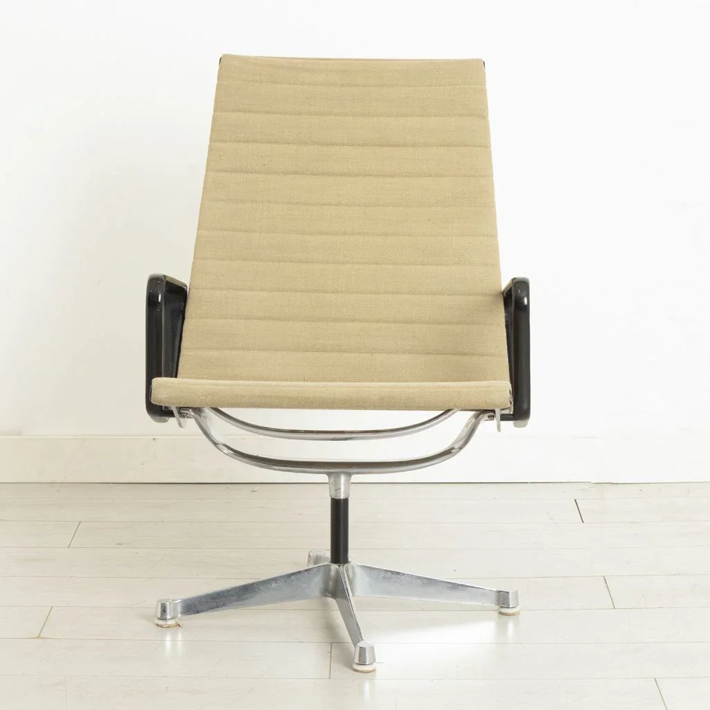ea116-office-chair-by-charles-and-ray-eames_21_47554e.webp