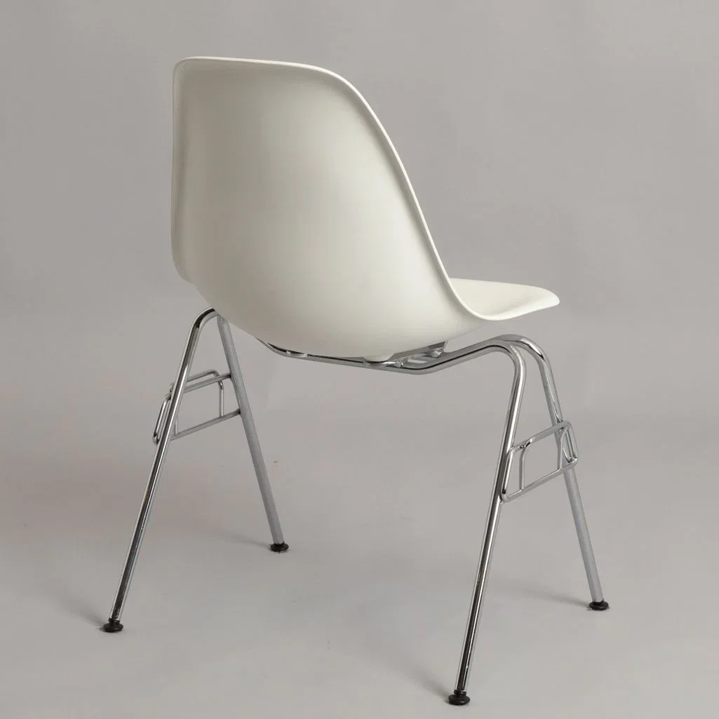 vitra-eames-dss-plastic-side-chair-in-white_21_48611g.webp