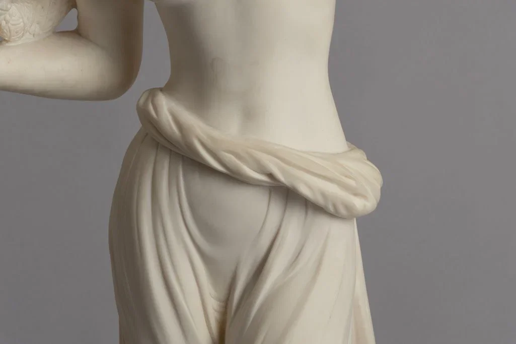 female-statue-floor-lamp-in-carved-alabaster_14_49353g.webp