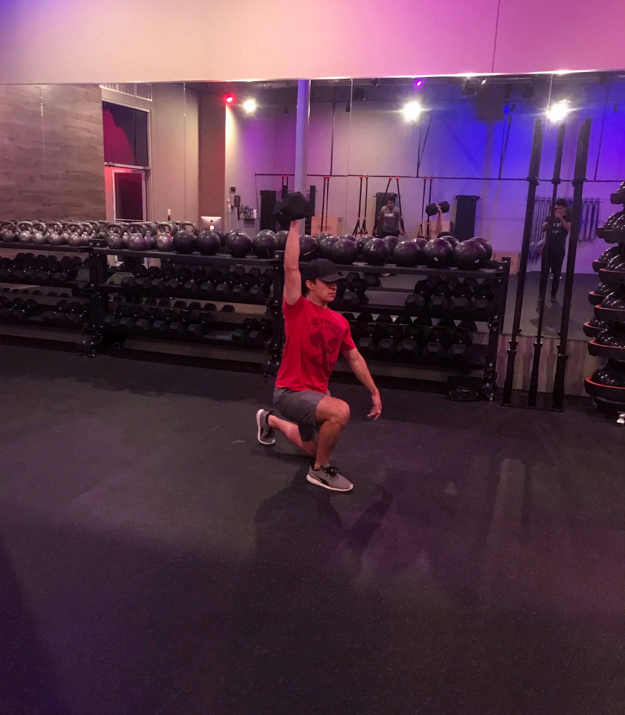 dumbbell_snatch_to_lunge.jpg