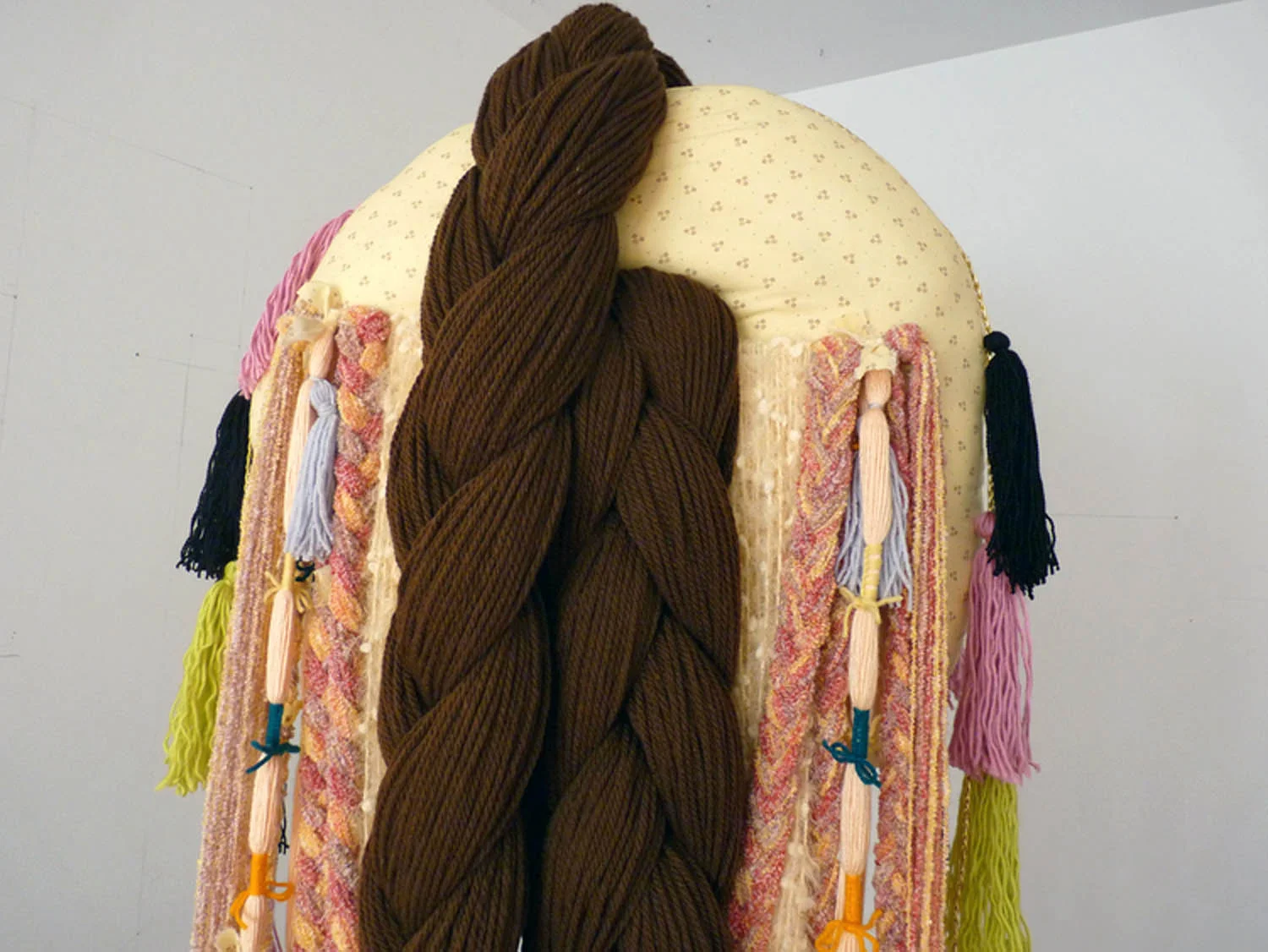 Omega Female, 2012, Acrylic yarn, cotton, steel, 72 x 24 x 24 inches